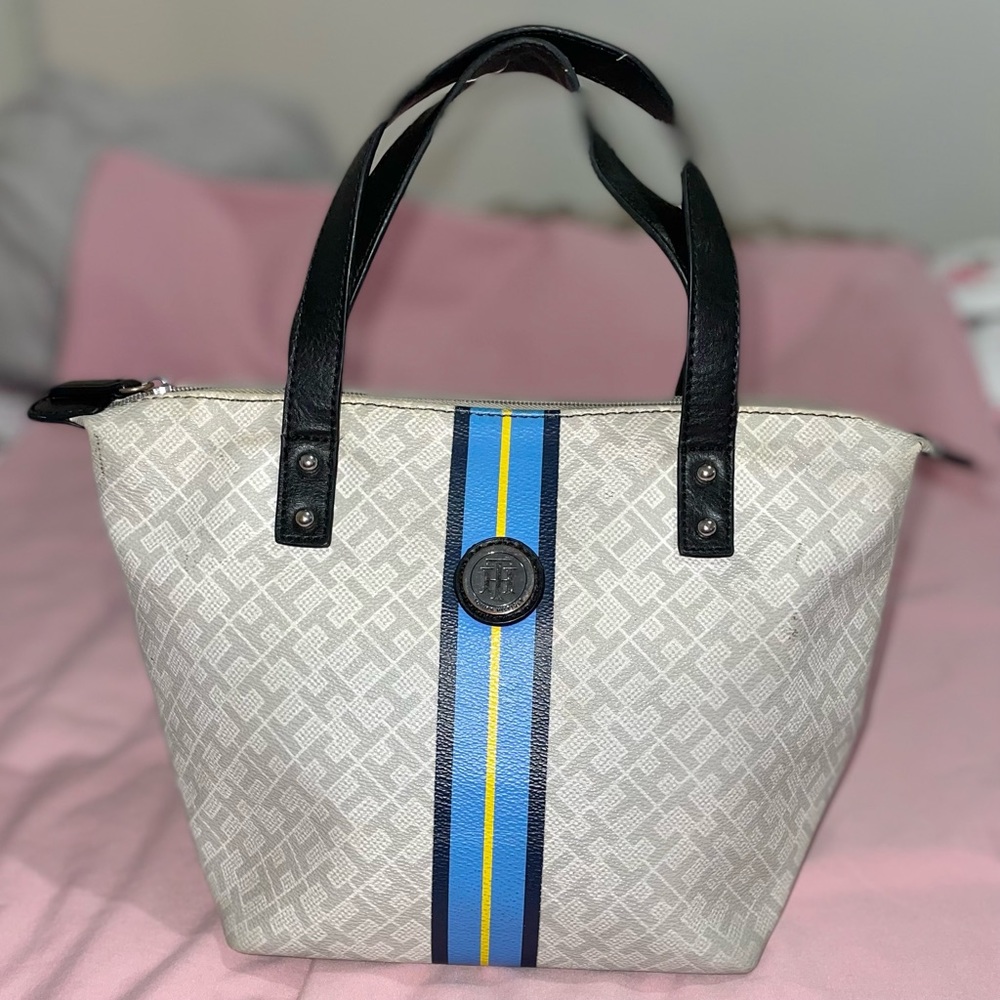 Tommy Hilfiger purse